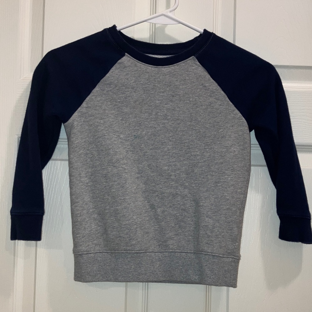 Cat & Jack Sweatshirt 5T Gray Navy Blue Raglan Crewneck Fleece Pullover Fall